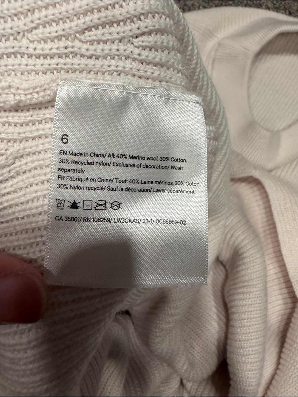 Lululemon Merino Wool-Blend Ribbed Crewneck Sweater white opal size 6 EUC - Picture 5 of 5